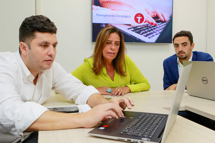 Consultores de RH no escritório da Talentos Consultoria no Rio de Janeiro